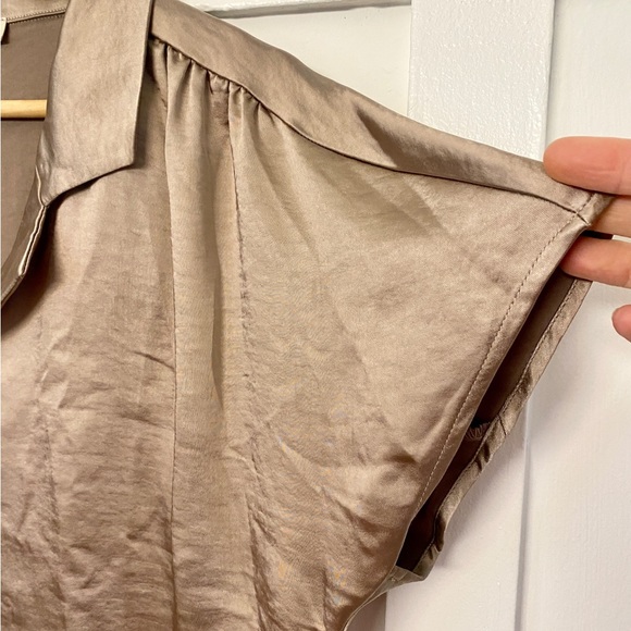 Monk and Lou bay wing satin shirt - Picture 4 of 4